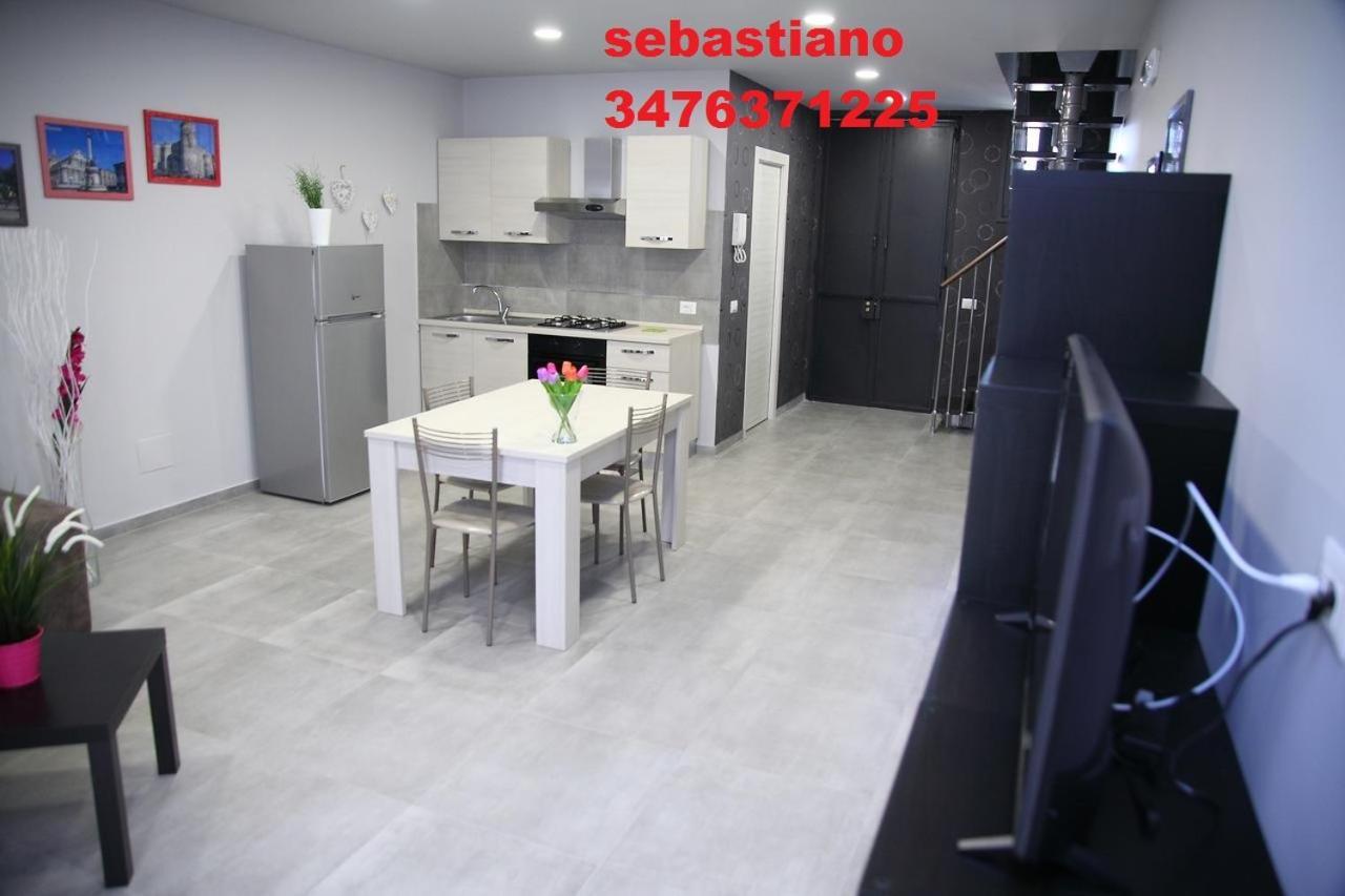 Ferienwohnung Casa Di Sara Catania Exterior foto